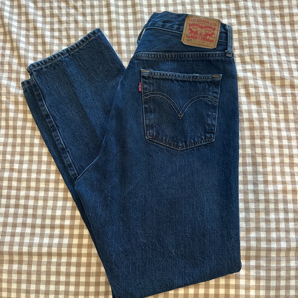 Levi's 501 womens jeans (tag removed, see measurements) 32” waist approx